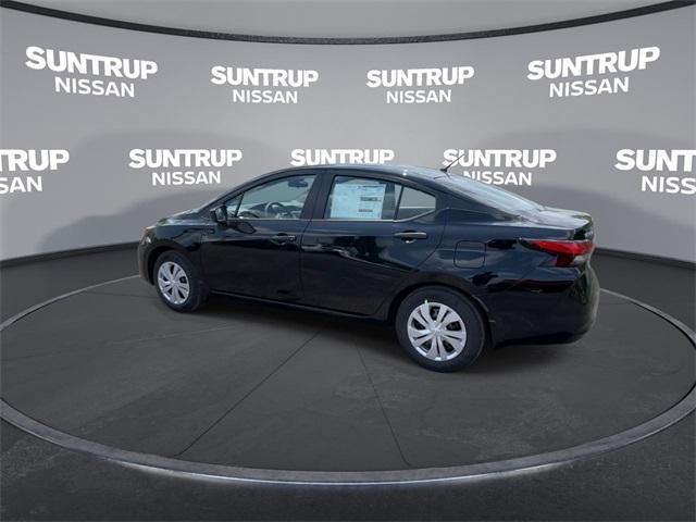 Photo of 2025 Black Nissan Versa