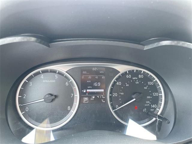 Photo of 2025 Black Nissan Versa