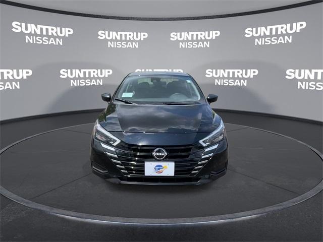 Photo of 2025 Black Nissan Versa