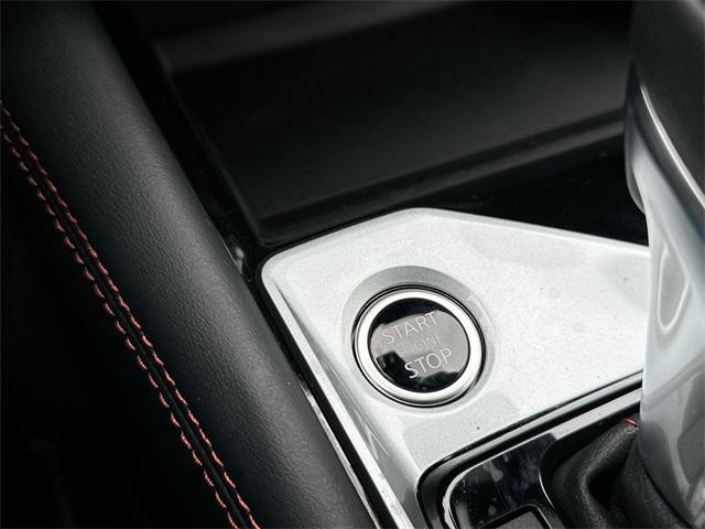 Photo of 2025 Black Nissan Altima