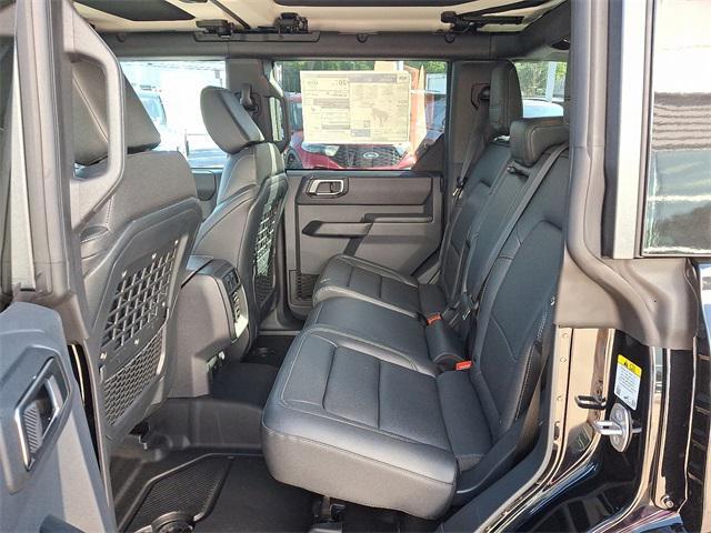 Photo of 2025 Shadow Black Ford Bronco