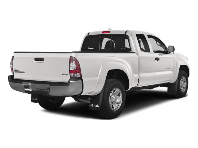 Photo of 2014 Super White Toyota Tacoma