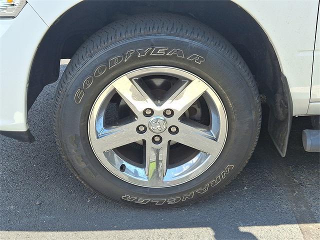 Photo of 2018 Bright White Clearcoat RAM 1500
