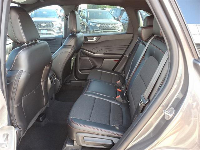 Photo of 2025 Carbonized Gray Metallic Ford Escape