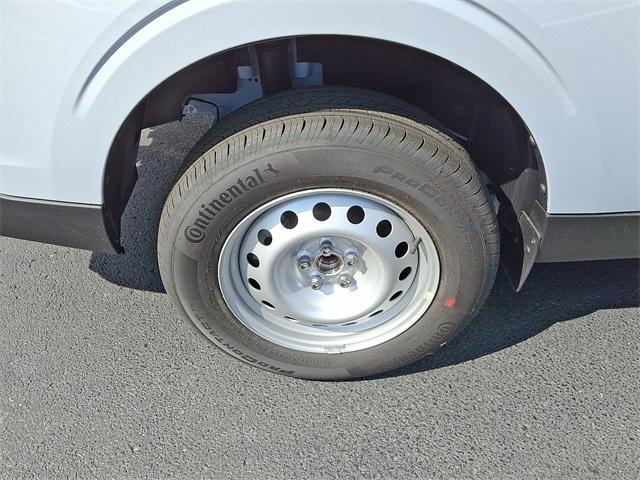 Photo of 2025 Space White Metallic Ford Maverick