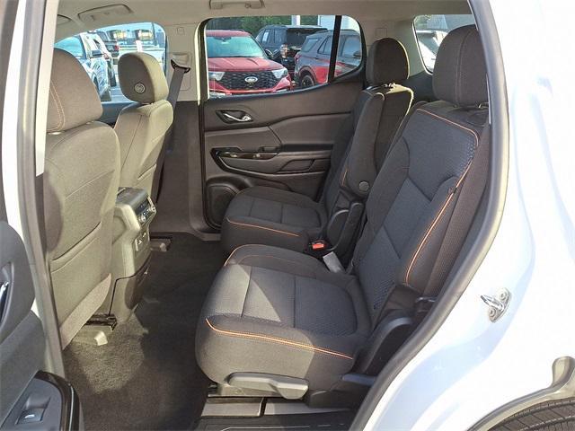 Photo of 2021 Summit White GMC Acadia