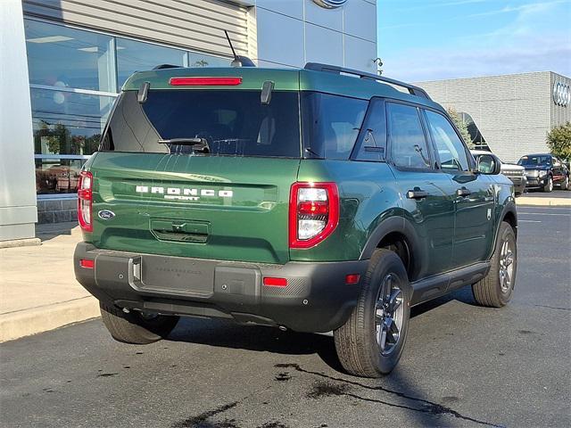 Photo of 2025 Eruption Green Metallic Ford Bronco Sport