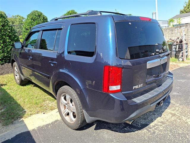 Photo of 2012 Bali Blue Pearl Honda Pilot