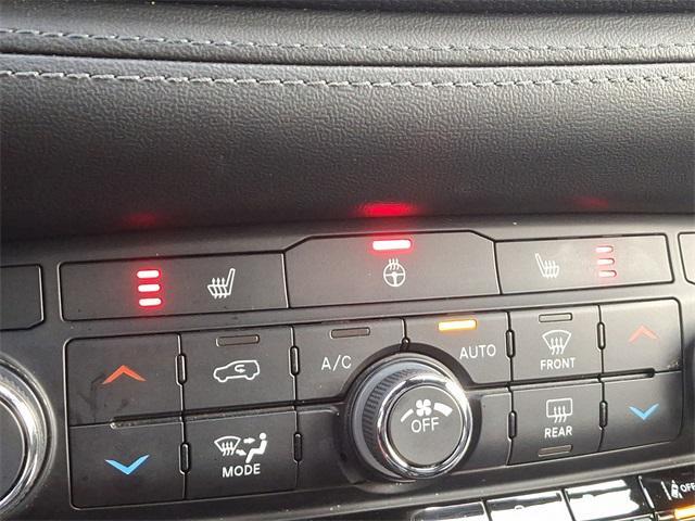 Photo of 2022 DB Black Clearcoat Dodge Durango