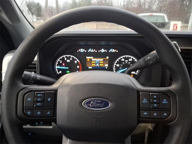 Photo of 2025 Oxford White Ford F-250