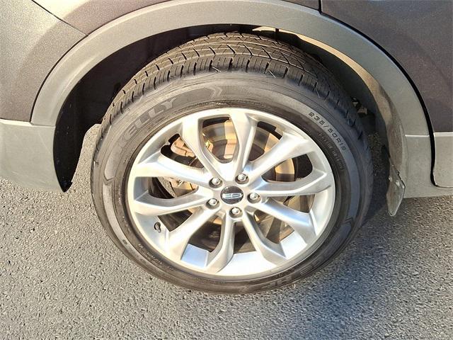Photo of 2019 Magnetic Gray Metallic Lincoln MKC