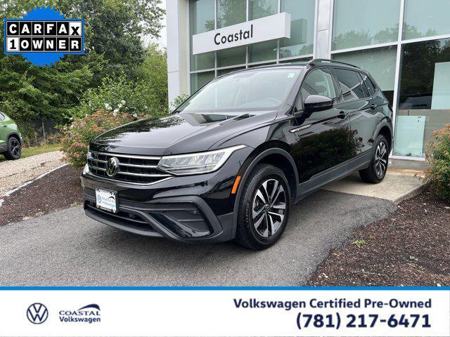 Photo of 2022 Deep Black Pearl Volkswagen Tiguan