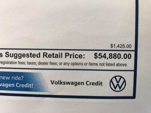 Photo of 2025 Avocado Green Pearl Volkswagen Atlas Cross Sport