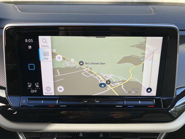 Photo of 2025 Avocado Green Pearl Volkswagen Atlas Cross Sport