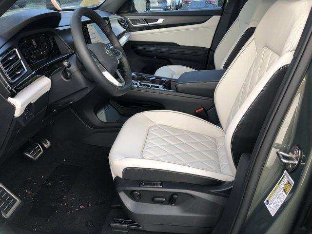 Photo of 2025 Avocado Green Pearl Volkswagen Atlas Cross Sport