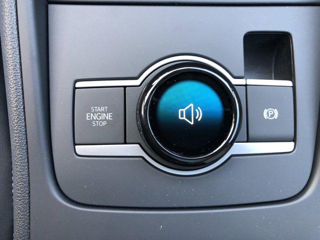 Photo of 2025 Pure White Volkswagen Tiguan