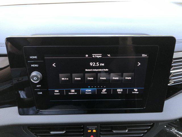 Photo of 2025 Deep Black Pearl Volkswagen Jetta