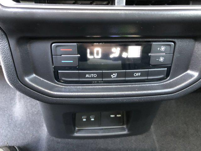 Photo of 2026 Opal White Pearl Volkswagen Atlas