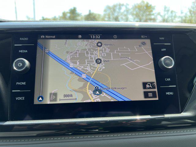 Photo of 2022 Platinum Gray Metallic Volkswagen Taos