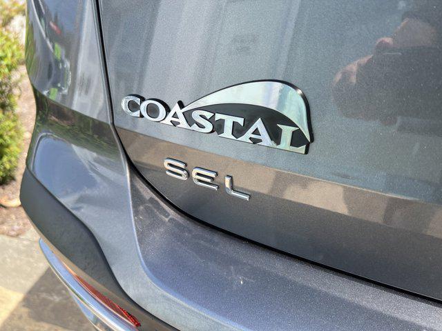 Photo of 2022 Platinum Gray Metallic Volkswagen Taos
