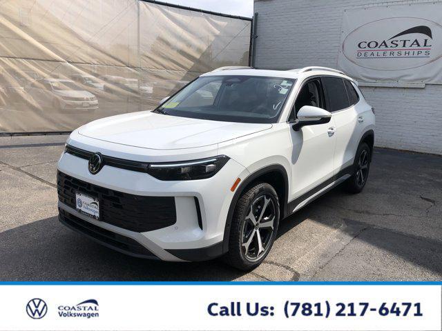 Photo of 2025 Pure White Volkswagen Tiguan