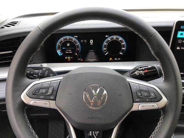 Photo of 2025 Pure White Volkswagen Tiguan