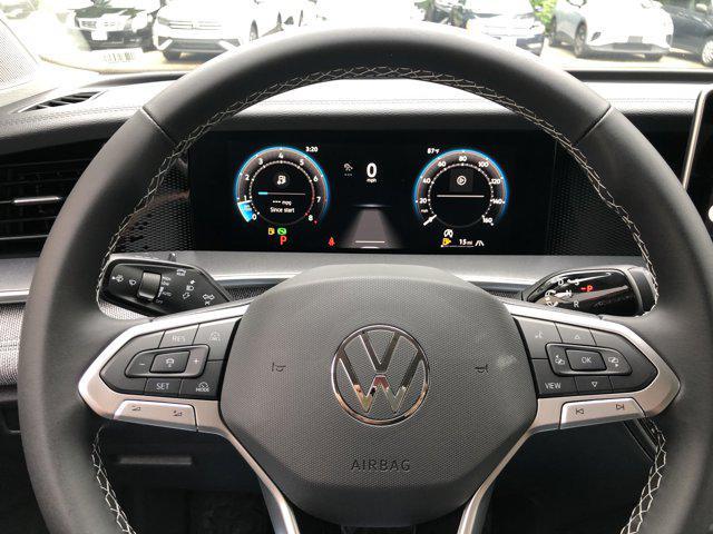Photo of 2025 Pure White Volkswagen Tiguan