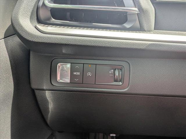 Photo of 2025 Lakeshore Blue Metallic Chevrolet Traverse