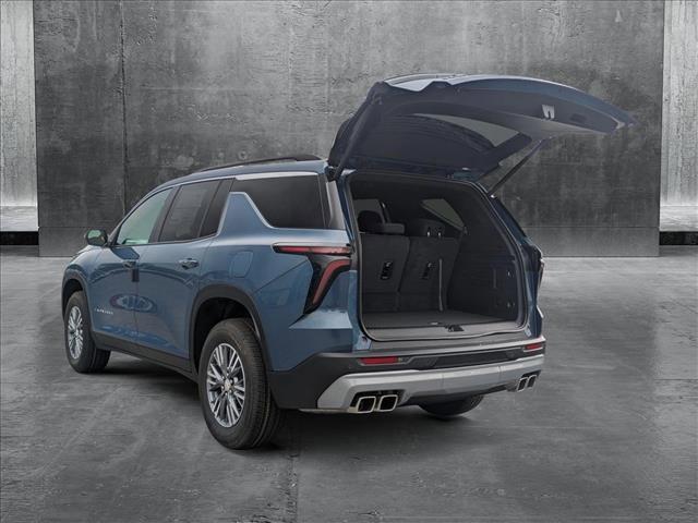 Photo of 2025 Lakeshore Blue Metallic Chevrolet Traverse