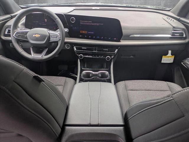 Photo of 2025 Lakeshore Blue Metallic Chevrolet Traverse