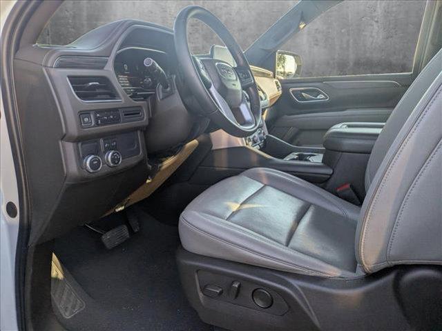 Photo of 2023 Summit White GMC Yukon