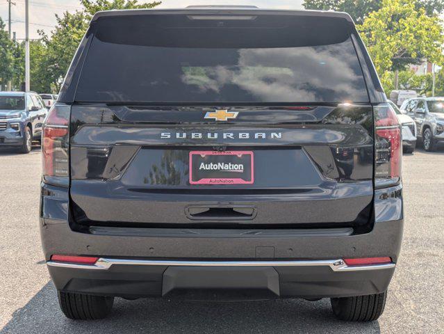 Photo of 2025 Dark Ash Metallic Chevrolet Suburban