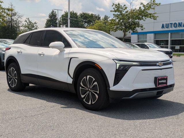 Photo of 2025 Summit White Chevrolet Blazer EV
