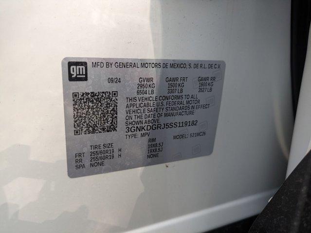Photo of 2025 Summit White Chevrolet Blazer EV