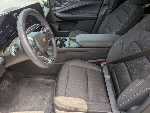Photo of 2025 Summit White Chevrolet Blazer EV