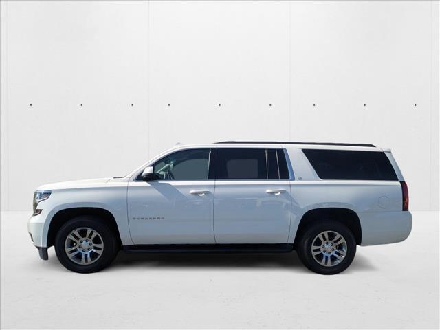 Photo of 2019 Summit White Chevrolet Suburban