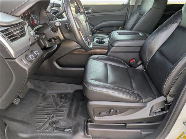 Photo of 2019 Summit White Chevrolet Suburban