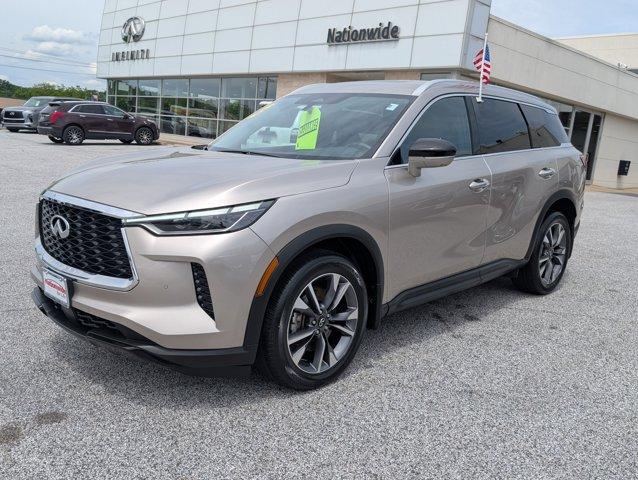 Photo of 2023 Warm Titanium INFINITI QX60