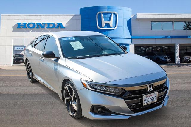 Photo of 2022 Lunar Silver Metallic Honda Accord