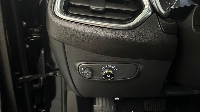 Photo of 2022 Mosaic Black Metallic Chevrolet Equinox