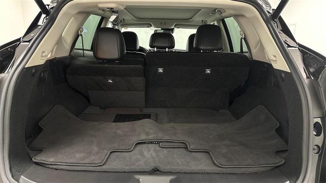Photo of 2022 Magnetic Black Pearl Nissan Murano