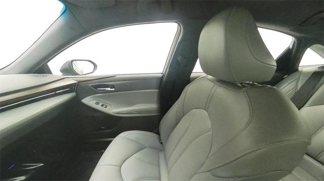 Photo of 2019 Harbor Gray Metallic Toyota Avalon