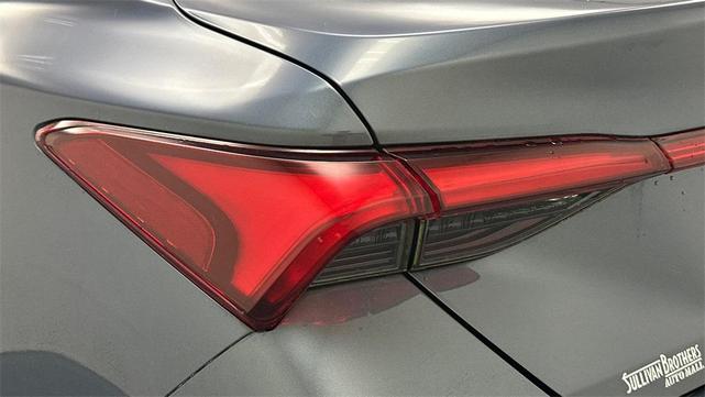 Photo of 2019 Harbor Gray Metallic Toyota Avalon