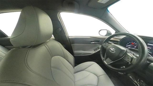 Photo of 2019 Harbor Gray Metallic Toyota Avalon