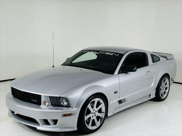 Photo of 2006 Satin Silver Metallic Ford Mustang