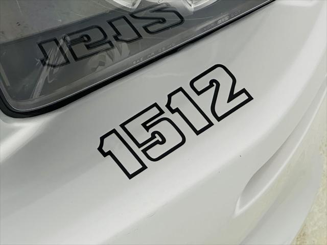 Photo of 2006 Satin Silver Metallic Ford Mustang