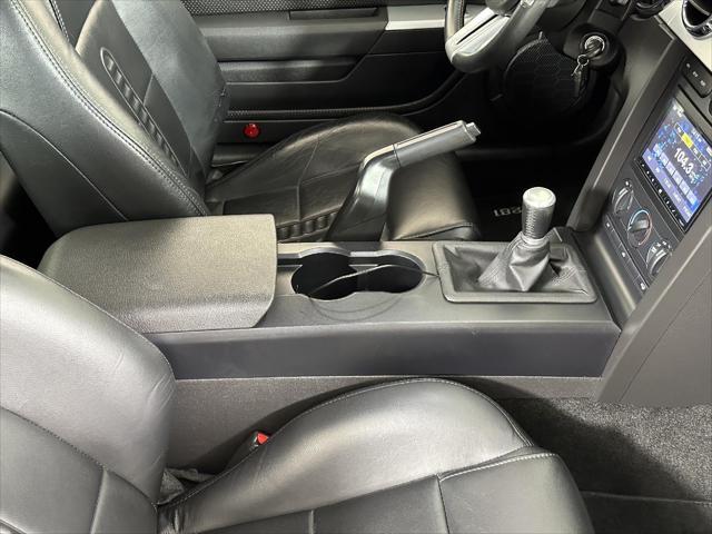 Photo of 2006 Satin Silver Metallic Ford Mustang