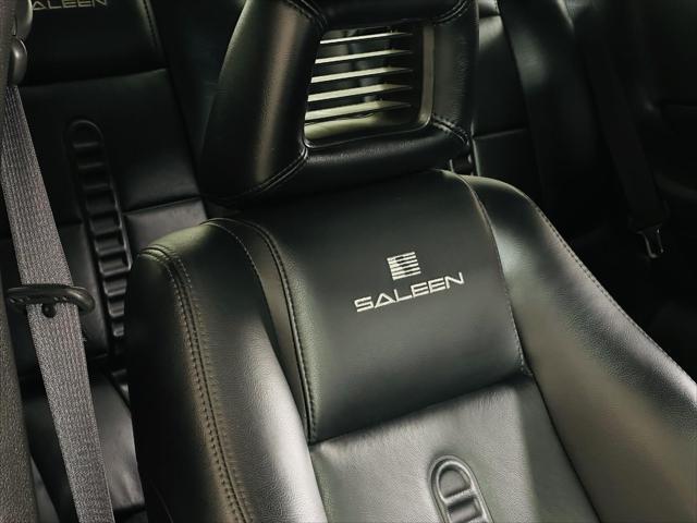 Photo of 2006 Satin Silver Metallic Ford Mustang