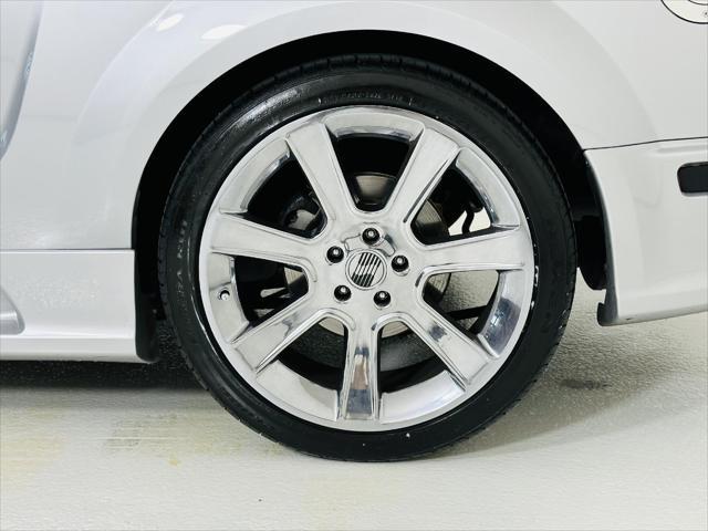 Photo of 2006 Satin Silver Metallic Ford Mustang