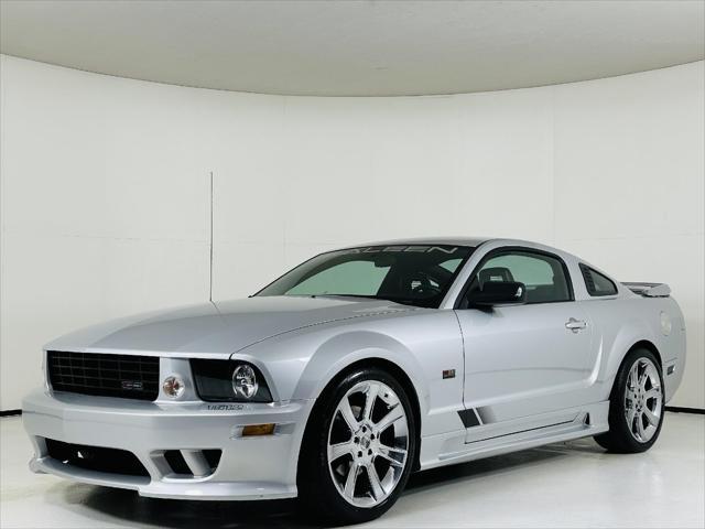 Photo of 2006 Satin Silver Metallic Ford Mustang